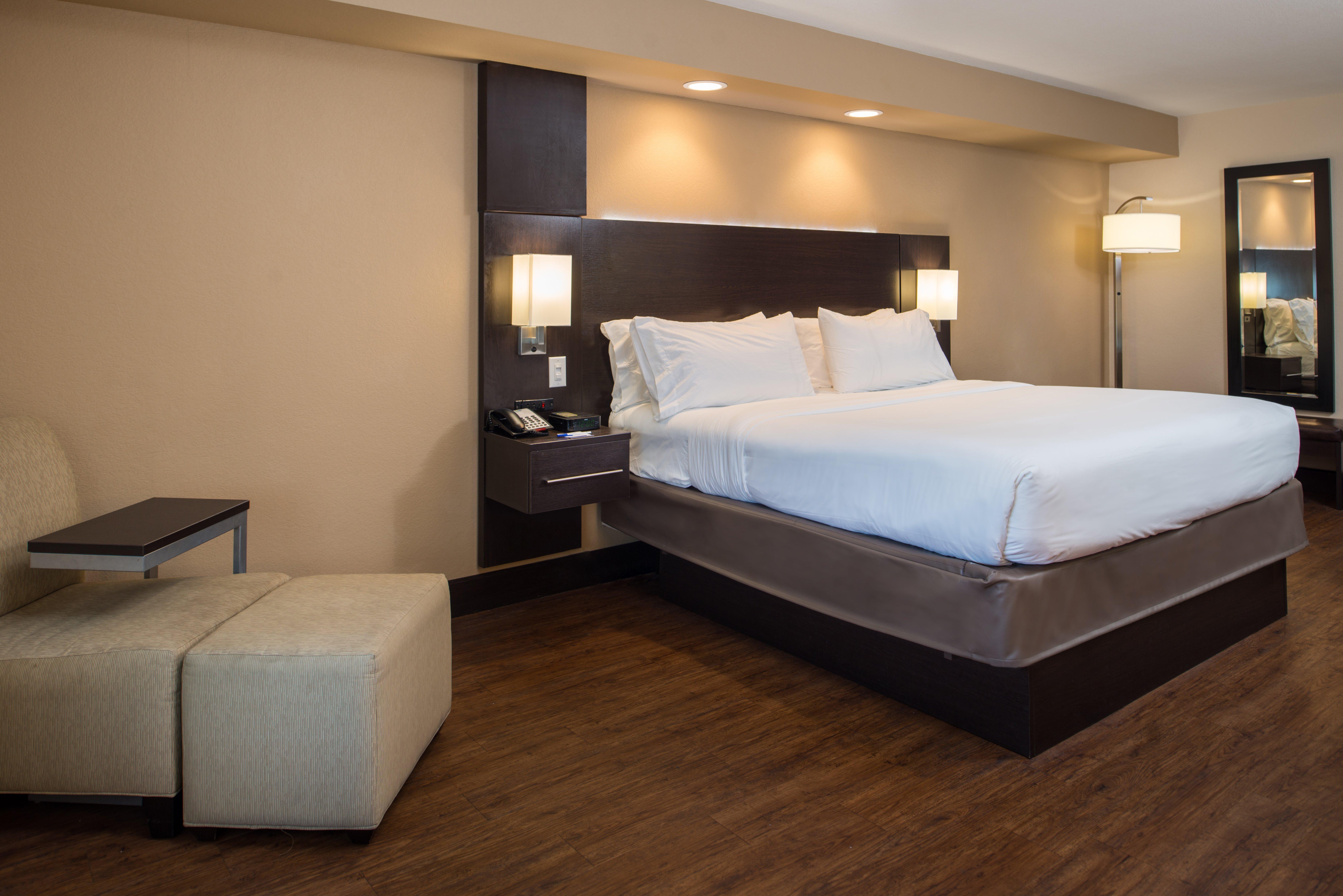 Holiday Inn Express & Suites San Antonio Medical - Six Flags By Ihg Kültér fotó