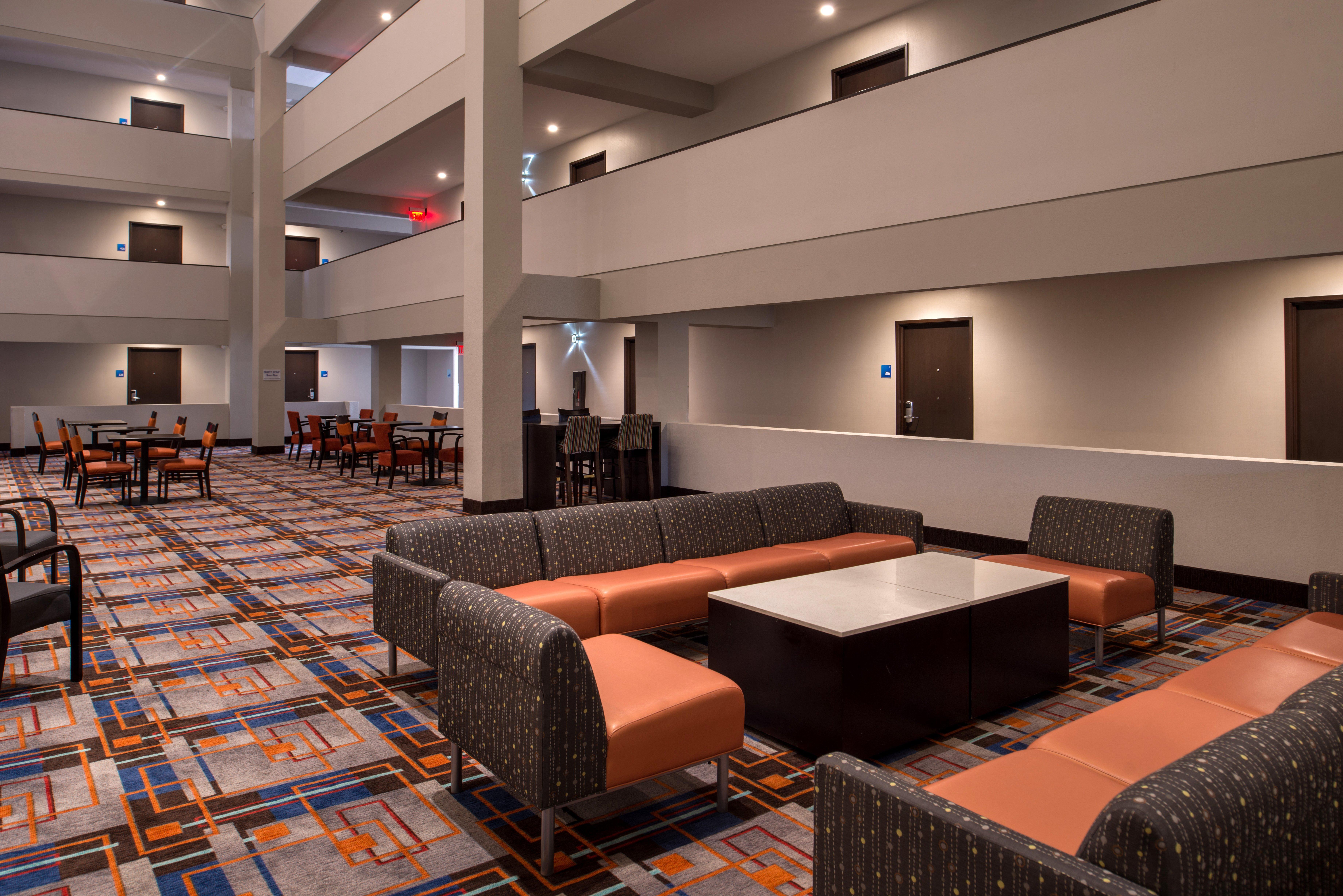Holiday Inn Express & Suites San Antonio Medical - Six Flags By Ihg Kültér fotó