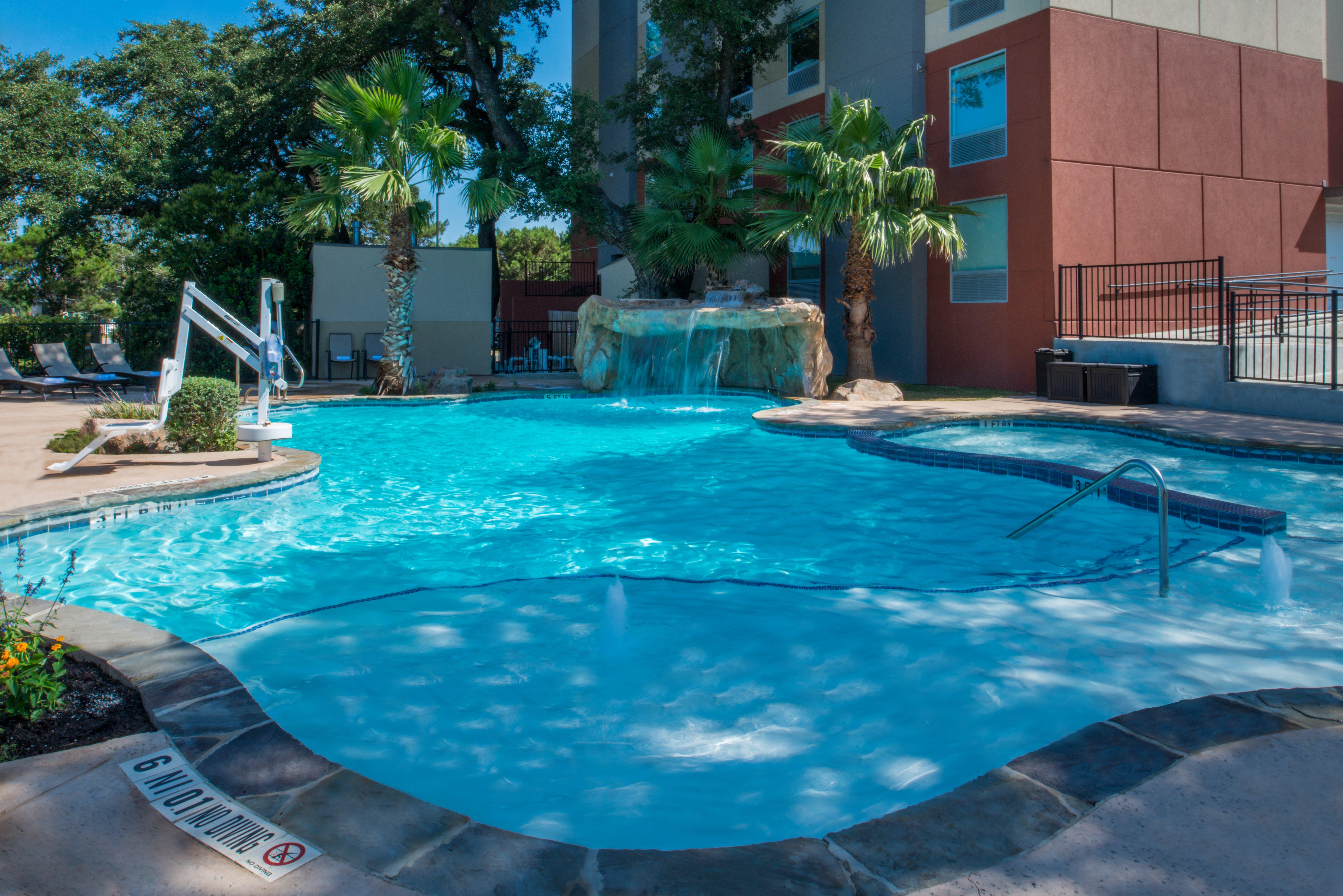 Holiday Inn Express & Suites San Antonio Medical - Six Flags By Ihg Kültér fotó