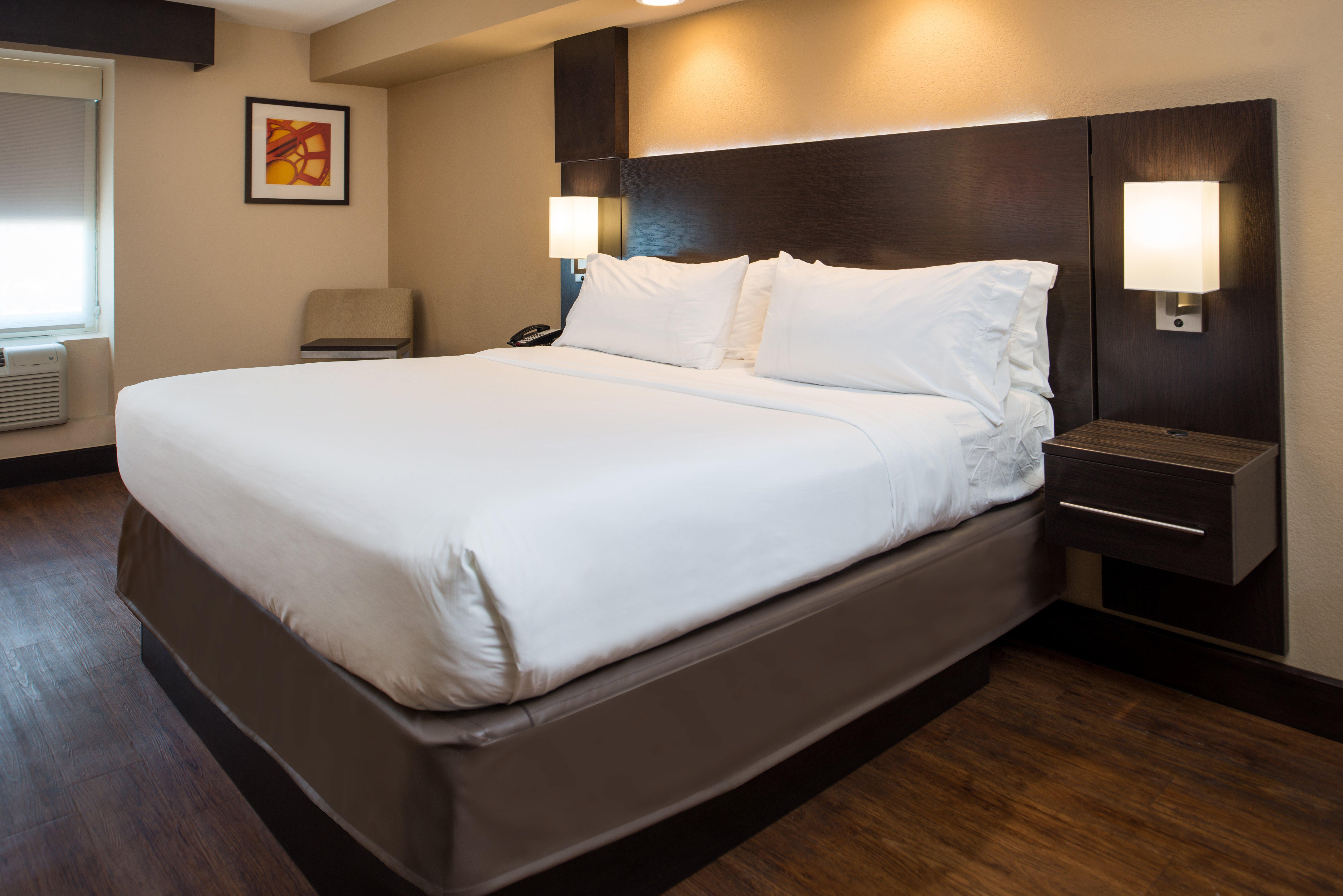 Holiday Inn Express & Suites San Antonio Medical - Six Flags By Ihg Kültér fotó