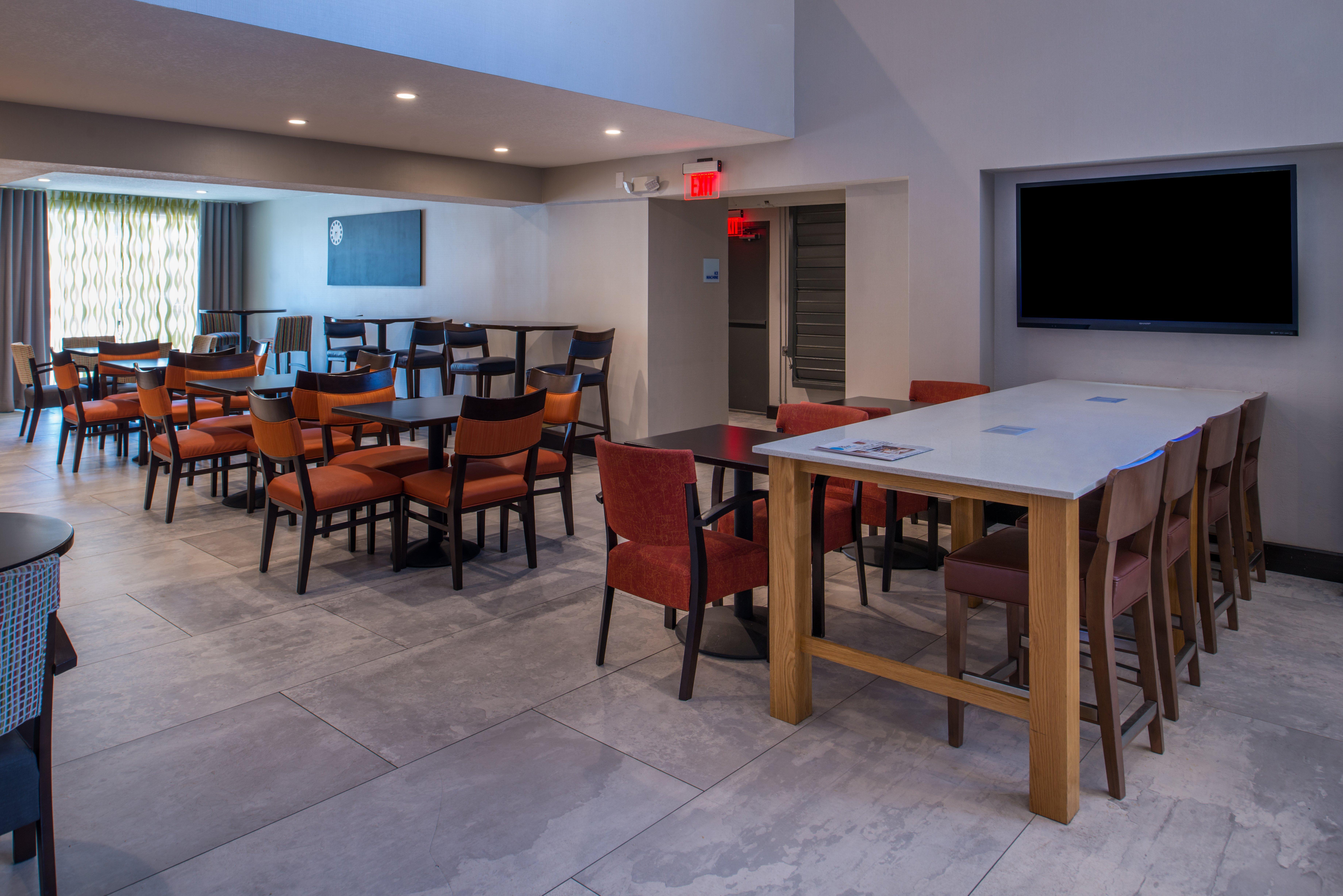 Holiday Inn Express & Suites San Antonio Medical - Six Flags By Ihg Kültér fotó